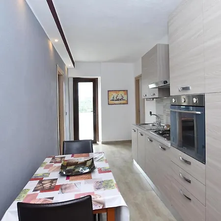 Stunning In With Kitchenette