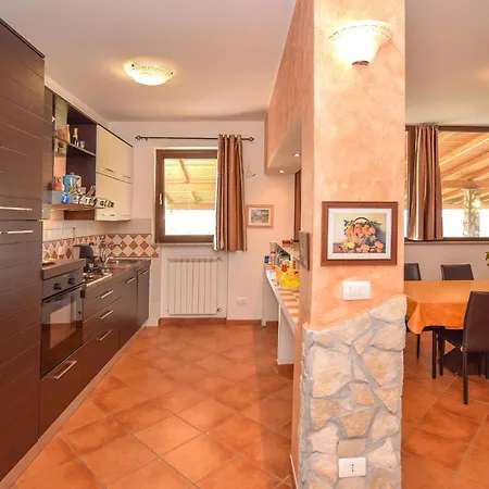Stunning In With Kitchenette *