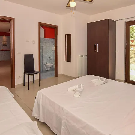 Stunning In With Kitchenette Holiday home *